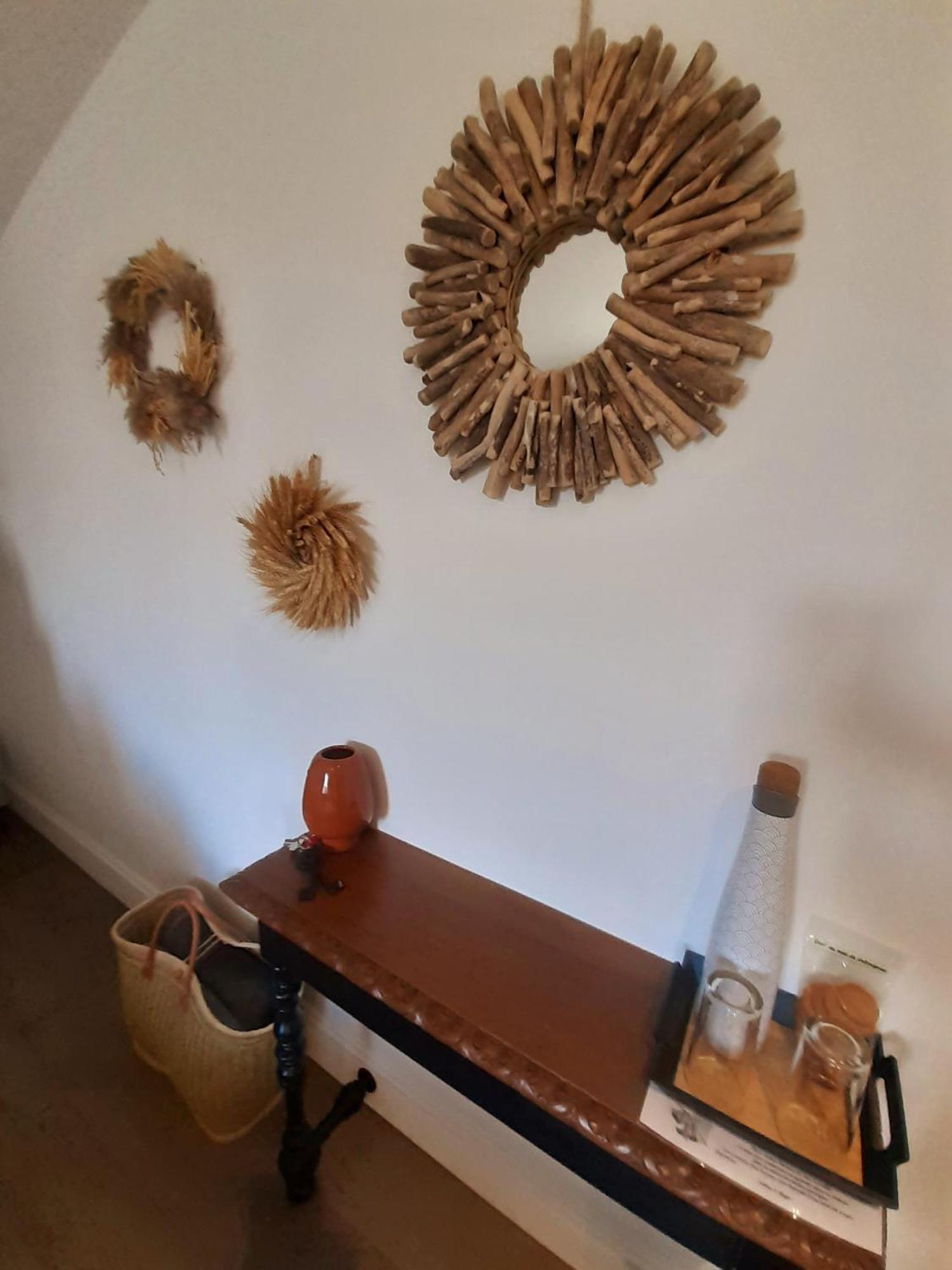 Sous Le Tilleul à *